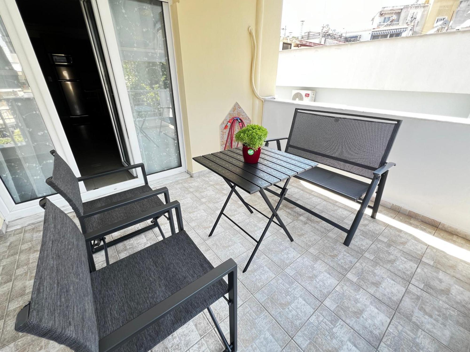 Steel & Oak Vintage Apartments Kavála Ngoại thất bức ảnh